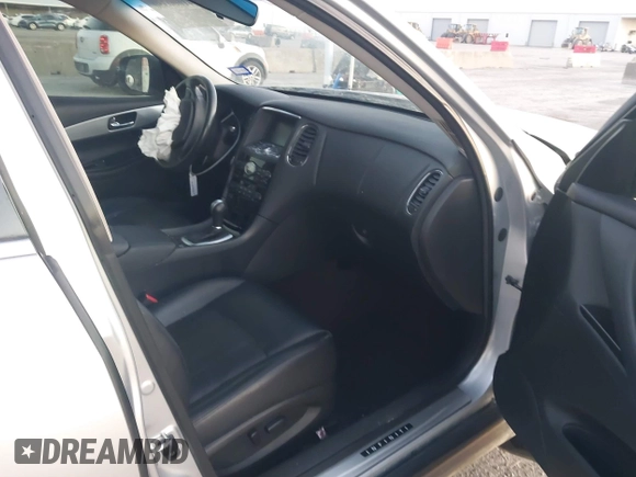 2017 Infiniti QX50 with VIN JN1BJ0RP2HM389625, listed as a IAAI auction lot 41600350 with Not Provided miles. Bid and sale history available at carsss.com. Image 5.