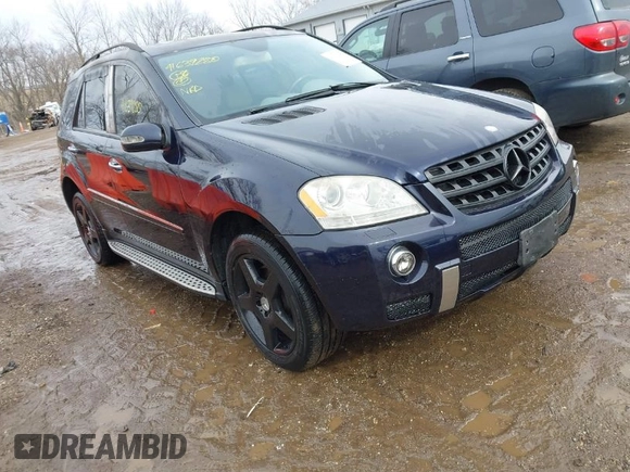 2008 Mercedes-Benz M 550 with VIN 4JGBB72E68A383111, listed as a IAAI auction lot 41639280 with 101,551 mi miles and . Bid and sale history available at carsss.com. Image 1.