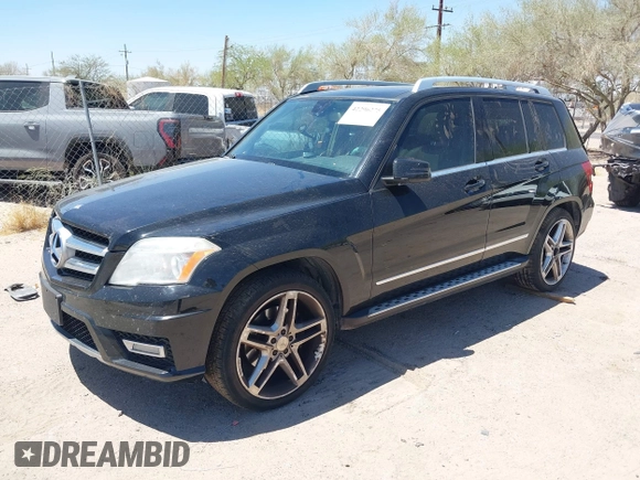 2011 Mercedes-Benz GLK 350 z VIN WDCGG8HB2BF632782, wystawiony jako IAAI lot #42296275 z przebiegiem 176 877 mil mil oraz . Historia ofert i sprzedaży dostępna na DreamBid. Obrazek 16.