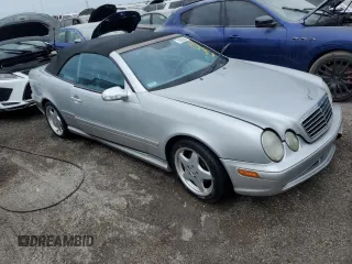 2001 Mercedes-Benz CLK 320/430 with VIN WDBLK70G31T073827, listed as a Copart auction lot 75085564 with Not Provided miles and Non Repairable. Bid and sale history available at DreamBid. Image 4.