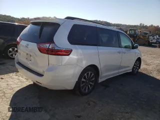 2018 Toyota Sienna XLE with VIN 5TDDZ3DCXJS208141, listed as a Copart auction lot 76208074 with 372,740 mi miles and Clean Title. Bid and sale history available at carsss.com. Image 3.