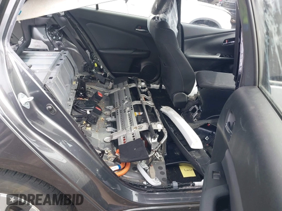 2020 Toyota Prius LE with VIN JTDKARFP2L3136261, listed as a IAAI auction lot 41752037 with Not Provided miles and . Bid and sale history available at DreamBid. Image 8.