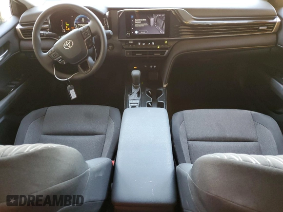 2025 Toyota Camry LE with VIN 4T1DAACK4SU048772, listed as a Copart auction lot 53307215 with 10,997 mi miles and Clean Title. Bid and sale history available at DreamBid. Image 8.