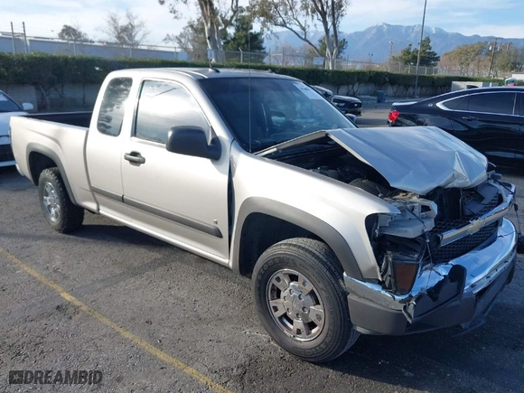 2008 Chevrolet Colorado Work Truck with VIN 1GCCS199088137371, listed as a IAAI auction lot 41609677 with 177,004 mi miles. Bid and sale history available at carsss.com. Image 1.
