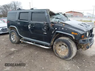 2007 Hummer H2 SUV z VIN 5GRGN23UX7H111093, wystawiony jako IAAI lot #41262675 z przebiegiem Nie podano mil oraz . Historia ofert i sprzedaży dostępna na DreamBid. Obrazek 1.