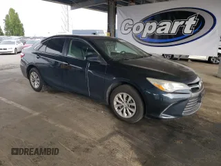 2015 Toyota Camry XLE with VIN 4T4BF1FK3FR477546, listed as a Copart auction lot 55223575 with 131,599 mi miles and Clean Title. Bid and sale history available at carsss.com. Image 4.