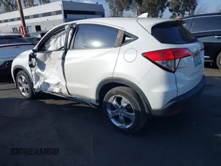 2022 Honda HR-V LX with VIN 3CZRU6H33NM741366, listed as a IAAI auction lot 41546131 with 14,026 mi miles. Bid and sale history available at carsss.com. Image 3.