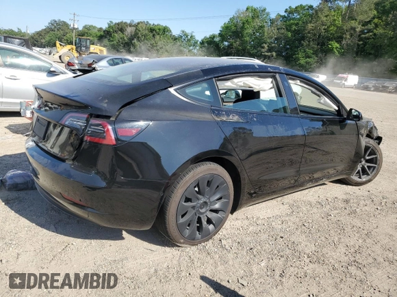 2022 Tesla Model 3 z VIN 5YJ3E1EA8NF147598, wystawiony jako Copart lot #53286125 z przebiegiem Nie podano mil oraz Szkoda całkowita • Salvage title. Historia ofert i sprzedaży dostępna na DreamBid. Obrazek 3.