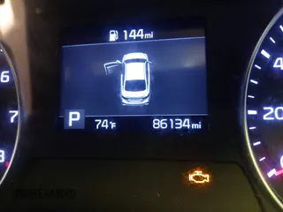 2021 Kia Forte LXS z VIN 3KPF24AD6ME323317, wystawiony jako IAAI lot #42110865 z przebiegiem 86 134 mil mil oraz . Historia ofert i sprzedaży dostępna na DreamBid. Obrazek 16.