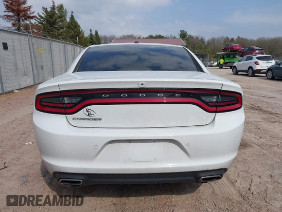 2020 Dodge Charger SXT z VIN 2C3CDXBG4LH213896, wystawiony jako IAAI lot #42143333 z przebiegiem 76 592 mil mil oraz . Historia ofert i sprzedaży dostępna na DreamBid. Obrazek 17.