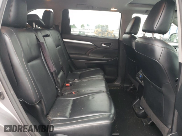 2018 Toyota Highlander SE with VIN 5TDJZRFH9JS528291, listed as a Copart auction lot 56568275 with 74,619 mi miles and Salvage title. Bid and sale history available at DreamBid. Image 11.