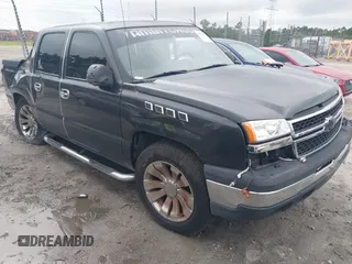 2004 Chevrolet Avalanche with VIN 3GNEC12T64G152478, listed as a IAAI auction lot 42329636 with 231,303 mi miles and . Bid and sale history available at DreamBid. Image 1.