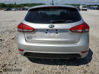 2016 Kia Forte 5-Door LX with VIN KNAFK5A85G5621105, listed as a Copart auction lot 66970714 with 0 mi miles and Clean Title. Bid and sale history available at carsss.com. Image 6.