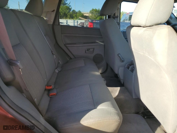 2007 Jeep Grand Cherokee Laredo with VIN 1J8GR48K07C649302, listed as a Copart auction lot 82167894 with 255,780 mi miles and Clean Title. Bid and sale history available at carsss.com. Image 11.