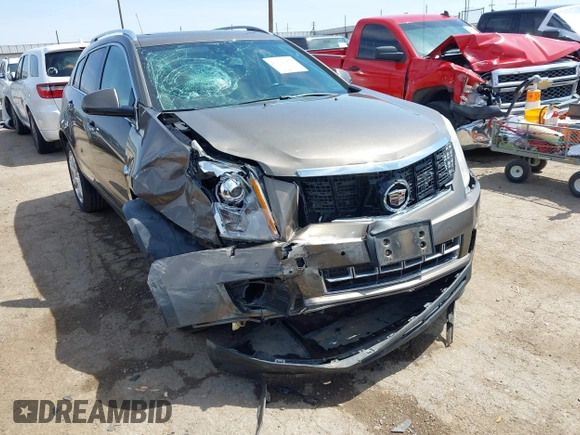 2016 Cadillac SRX Performance Collection z VIN 3GYFNCE39GS512286, wystawiony jako IAAI lot #42392467 z przebiegiem 95 708 mil mil oraz . Historia ofert i sprzedaży dostępna na DreamBid. Obrazek 6.