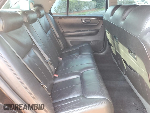 2011 Cadillac DTS Professional Limousine z VIN 1GE7K9C62BU600079, wystawiony jako Copart lot #57912465 z przebiegiem 52 328 mil mil oraz Tytuł czysty. Historia ofert i sprzedaży dostępna na DreamBid. Obrazek 10.