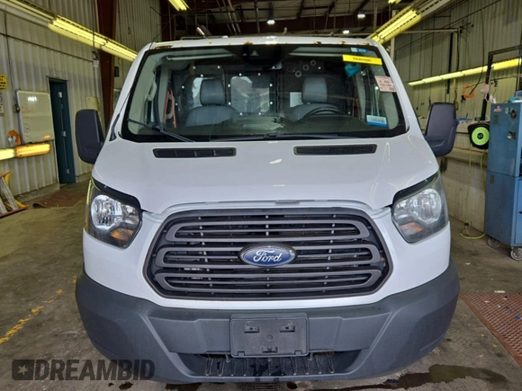 2016 Ford Transit Cargo z VIN 1FTYE1YM9GKB19505, wystawiony jako IAAI lot #42774251 z przebiegiem 252 184 mil mil oraz . Historia ofert i sprzedaży dostępna na DreamBid. Obrazek 42.