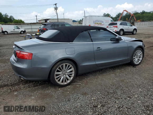 2012 Audi A5 Premium z VIN WAUAFAFH3CN006899, wystawiony jako Copart lot #58744335 z przebiegiem Nie podano mil oraz Szkoda całkowita • Salvage title. Historia ofert i sprzedaży dostępna na DreamBid. Obrazek 3.