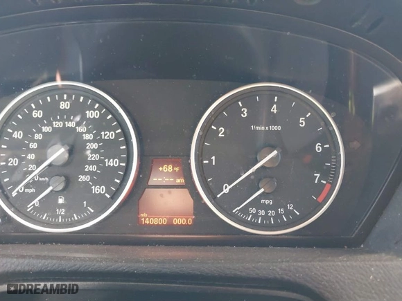 2013 BMW X5 xDrive35i with VIN 5UXZV4C52D0B05931, listed as a IAAI auction lot 41305939 with 140,800 mi miles. Bid and sale history available at carsss.com. Image 7.