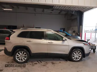 2014 Jeep Cherokee Limited z VIN 1C4PJMDS9EW276552, wystawiony jako IAAI lot #41826505 z przebiegiem 113 181 mil mil oraz . Historia ofert i sprzedaży dostępna na DreamBid. Obrazek 13.