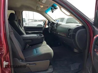 2013 Chevrolet Silverado 1500 LT with VIN 3GCPCSE02DG379501, listed as a IAAI auction lot 41714696 with 152,248 mi miles and . Bid and sale history available at DreamBid. Image 5.