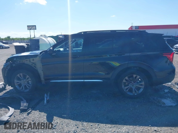 2025 Ford Explorer Active z VIN 1FMUK8DH8SGA47342, wystawiony jako IAAI lot #42074508 z przebiegiem 2 776 mil mil oraz . Historia ofert i sprzedaży dostępna na DreamBid. Obrazek 15.