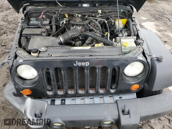 2008 Jeep Wrangler Unlimited X with VIN 1J4GA391X8L528349, listed as a Copart auction lot 57086935 with 134,061 mi miles and Salvage title. Bid and sale history available at DreamBid. Image 12.