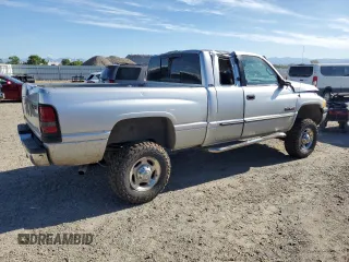 2001 Dodge 2500 z VIN 3B7KF23691G767197, wystawiony jako Copart lot #56122385 z przebiegiem 205 557 mil mil oraz Nie do naprawy • Non repairable. Historia ofert i sprzedaży dostępna na DreamBid. Obrazek 3.