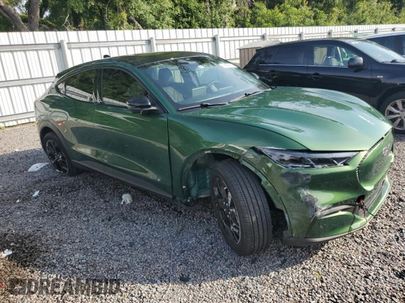 2024 Ford Mustang Mach-E Select with VIN 3FMTK1R42RMA05533, listed as a Copart auction lot 61625615 with 16,009 mi miles and Salvage title. Bid and sale history available at DreamBid. Image 4.