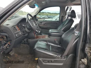 2007 Chevrolet Suburban LTZ with VIN 1GNFK16Y17R359216, listed as a Copart auction lot 71832284 with 0 mi miles and Salvage Title. Bid and sale history available at carsss.com. Image 7.