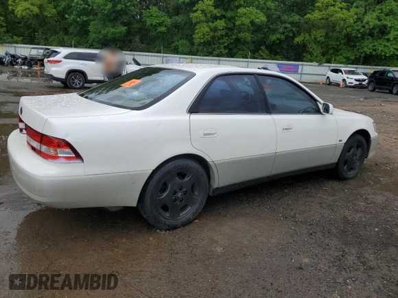2001 Lexus ES 300 with VIN JT8BF28G510319575, listed as a Copart auction lot 54321275 with 139,224 mi miles and Non Repairable. Bid and sale history available at DreamBid. Image 3.