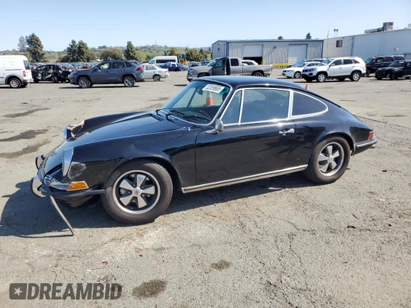 1971 Porsche 911 with VIN 9111120590, listed as a Copart auction lot 52559665 with 44,582 mi miles and Salvage title. Bid and sale history available at DreamBid. Image 1.
