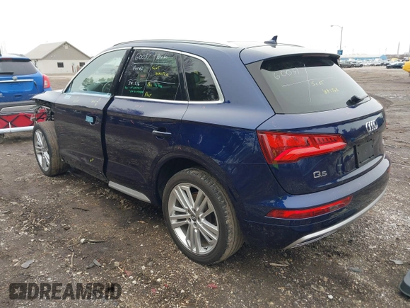2018 Audi Q5 Premium Plus with VIN WA1BNAFY6J2002090, listed as a IAAI auction lot 41653345 with 127,292 mi miles. Bid and sale history available at carsss.com. Image 3.