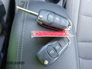 2020 Ford Escape S z VIN 1FMCU9F63LUA49364, wystawiony jako IAAI lot #42538883 z przebiegiem 67 923 mil mil oraz . Historia ofert i sprzedaży dostępna na DreamBid. Obrazek 11.