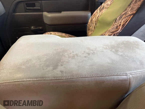 2014 Ford F-150 XL with VIN 1FTFX1EF4EKE59231, listed as a IAAI auction lot 42631384 with 279,670 mi miles and . Bid and sale history available at DreamBid. Image 8.