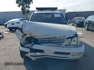 2003 Lexus LX with VIN JTJHT00W533530284, listed as a IAAI auction lot 40605506 with Not Provided miles. Bid and sale history available at carsss.com. Image 12.