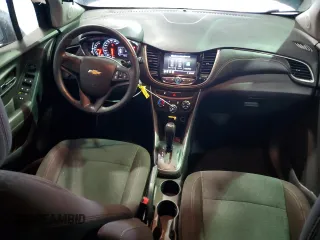 2020 Chevrolet Trax LS z VIN KL7CJKSB0LB092401, wystawiony jako Copart lot #45844725 z przebiegiem 73 191 mil mil oraz Nie do naprawy • Non repairable. Historia ofert i sprzedaży dostępna na DreamBid. Obrazek 8.