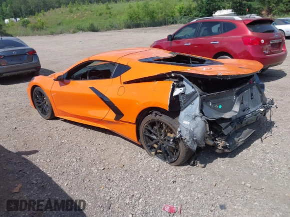 2023 Chevrolet Corvette 1LT z VIN 1G1YA2D42P5116136, wystawiony jako IAAI lot #39475074 z przebiegiem Nie podano mil oraz . Historia ofert i sprzedaży dostępna na DreamBid. Obrazek 3.