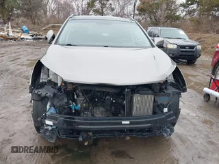 2018 Hyundai Santa Fe Ultimate с VIN 5NMZW4LA7JH102625, выставлен на аукционе IAAI как лот 41531813 с пробегом 65 533 миль миль и . История ставок и продаж доступна на DreamBid. Изображение 13.