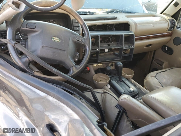 2002 Land Rover Discovery Series II w/Cloth with VIN SALTY15452A741788, listed as a Copart auction lot 81791104 with 157,250 mi miles and Salvage Title. Bid and sale history available at carsss.com. Image 8.
