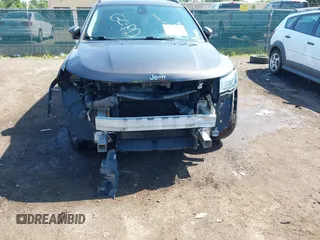 2018 Jeep Compass Latitude with VIN 3C4NJCBB1JT204782, listed as a IAAI auction lot 42539508 with 127,770 mi miles and . Bid and sale history available at DreamBid. Image 18.