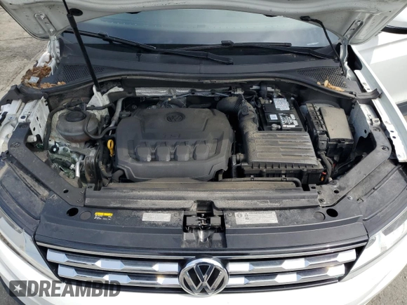 2018 Volkswagen Tiguan S z VIN 3VV1B7AX1JM072635, wystawiony jako Copart lot #58413425 z przebiegiem 79 514 mil mil oraz Szkoda całkowita • Salvage title. Historia ofert i sprzedaży dostępna na DreamBid. Obrazek 12.