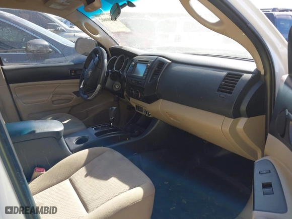 2013 Toyota Tacoma PreRunner with VIN 5TFJU4GN2DX044600, listed as a IAAI auction lot 41808602 with 191,243 mi miles. Bid and sale history available at carsss.com. Image 5.