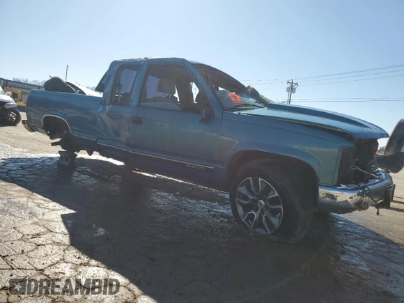 1997 Chevrolet Silverado 1500 with VIN 1GCEK19R9VE128903, listed as a Copart auction lot 49044265 with Not Provided miles and Non Repairable. Bid and sale history available at DreamBid. Image 4.