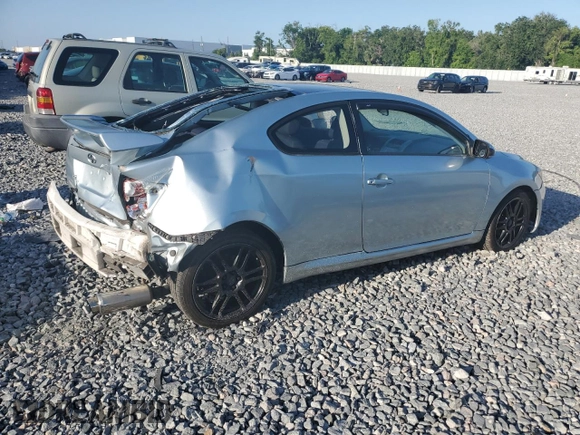 2006 Scion tC z VIN JTKDE177060137498, wystawiony jako Copart lot #52748195 z przebiegiem 194 151 mil mil oraz Szkoda całkowita • Salvage title. Historia ofert i sprzedaży dostępna na DreamBid. Obrazek 3.