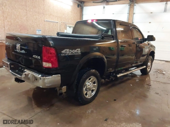 2018 Ram 2500 Tradesman with VIN 3C6UR5CJ5JG277725, listed as a IAAI auction lot 41577938 with 81,262 mi miles. Bid and sale history available at carsss.com. Image 4.