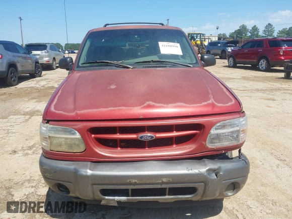 2000 Ford Explorer XLT with VIN 1FMZU63P7YZA68094, listed as a IAAI auction lot 42188950 with 210,747 mi miles and . Bid and sale history available at DreamBid. Image 12.