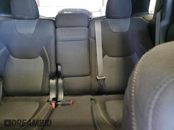 2016 Jeep Cherokee Latitude with VIN 1C4PJMCB8GW203113, listed as a Copart auction lot 64230625 with 81,946 mi miles and Salvage title. Bid and sale history available at DreamBid. Image 10.