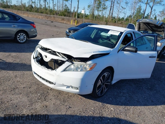 2008 Toyota Camry LE z VIN 4T1BE46K88U757061, wystawiony jako IAAI lot #41409155 z przebiegiem 154 677 mil mil oraz . Historia ofert i sprzedaży dostępna na DreamBid. Obrazek 2.
