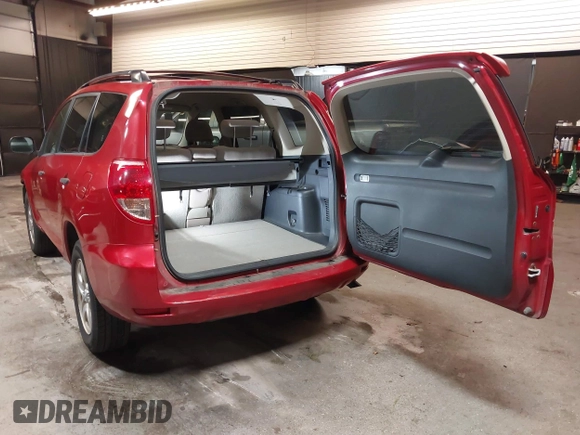 2008 Toyota RAV4 with VIN JTMBK33V886035549, listed as a IAAI auction lot 42079782 with 96,151 mi miles. Bid and sale history available at carsss.com. Image 3.